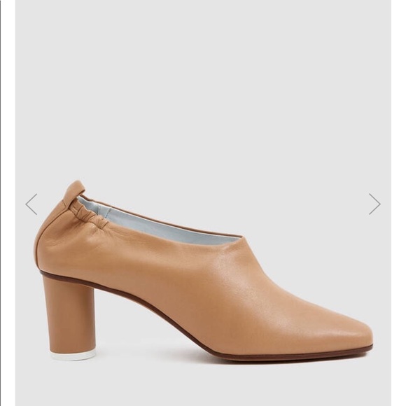 Gray Matters Micol Leather Pump - Picture 1 of 6
